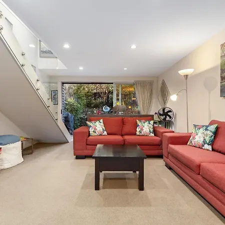 Central Wanaka Villa Exterior photo